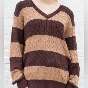 Brandy Melville oversized sweater (Final Price)